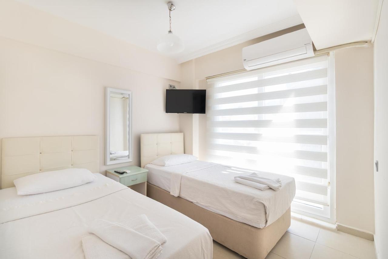 Apartments Near To City Center And Beach 말마리스 외부 사진